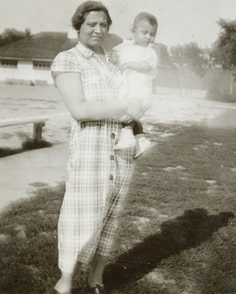 Carmela et Connie, 1935