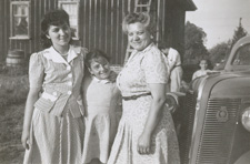 Columba, Connie et Carmela Colangelo, début des années 1940