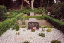 Les sépultures d’Anna et de Frederik Bennedsen