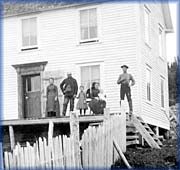 Famille - 
Provincial Archives of Newfoundland and Labrador - B15-101