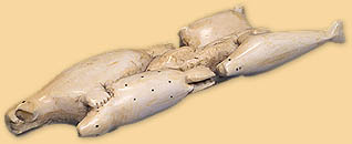 Dfense d'ivoire sculpte