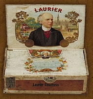 Cigar box, LAURIRER