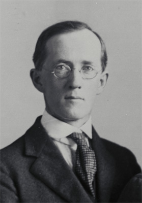 Portrait of F. W. Waugh © MCC/CMC Negative 46797,
CD96-628-12