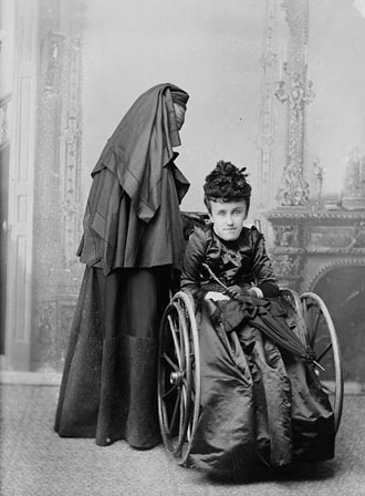 La baronne Macdonald d'Earnscliffe  et sa fille Mary, Ottawa, Ont., Mai 1893