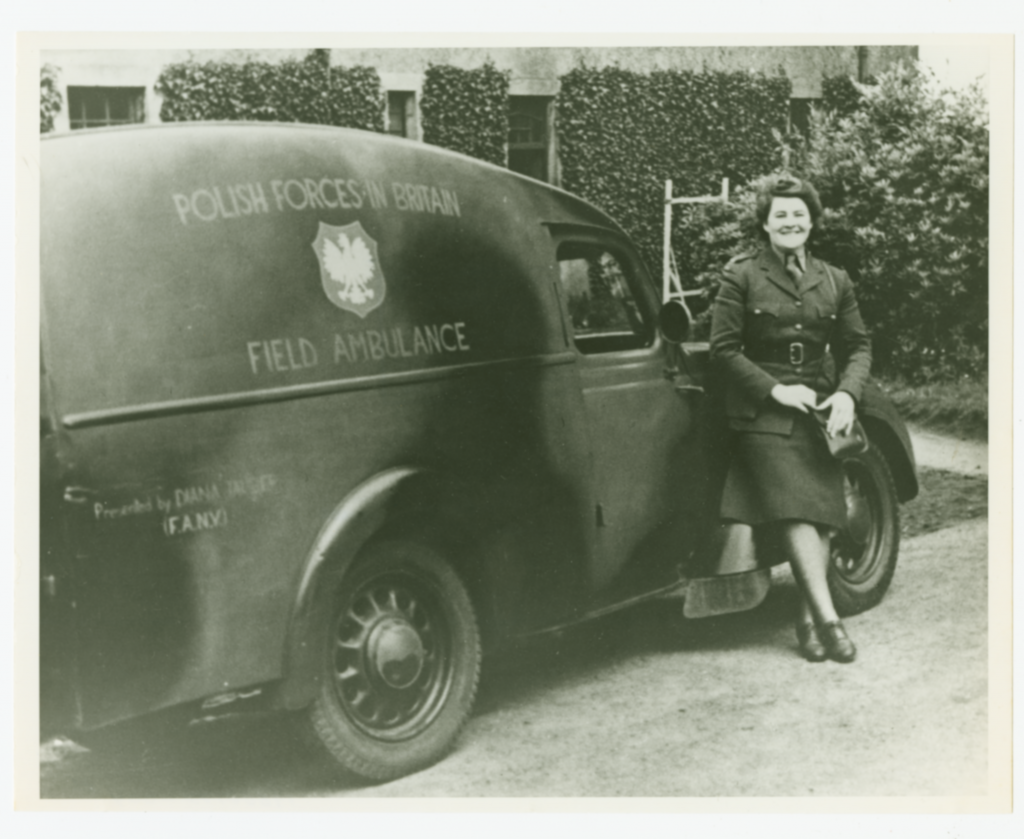Lieutenante Joan Bamford Fletcher, 1943. Source: Collection d’archives George-Metcalf.