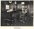 Bureau du gérant de 
l'établissement, 
J. Arthur Paquet, vers 1902.