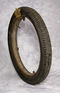 Tire made for Eaton's Spring Summer 
1930, p.371.