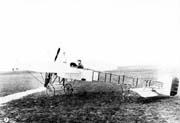 Louis Blériot dans son monoplan