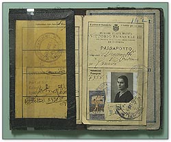 Italian passport of Onarina Deganutti
Photo: Steven Darby, CMC CD2004-1169 D2004-18532