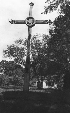 Croix de chemin avec extrmits  dcor fleudelis, 1925., © MCC/CMC, Edouard Zotique Massicotte, 66350