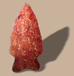 Projectile point, made of quartzite, Oxbow Complex, Alberta, 5500-3860 B.P., © CMC/MCC, X-C180 a
