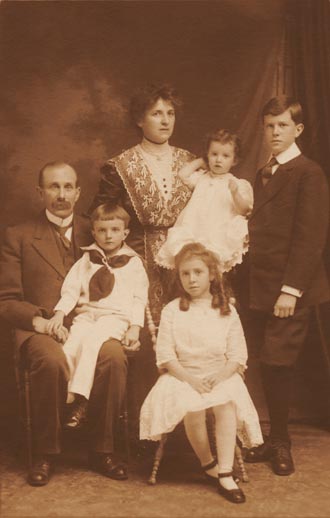 Photographie de la famille Brittain, Ottawa, Ontario