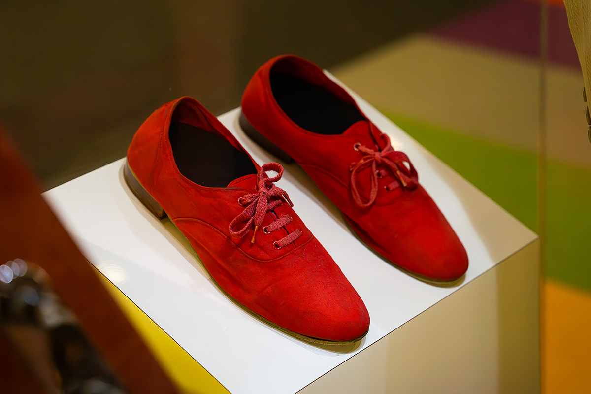 Des chaussures rouges